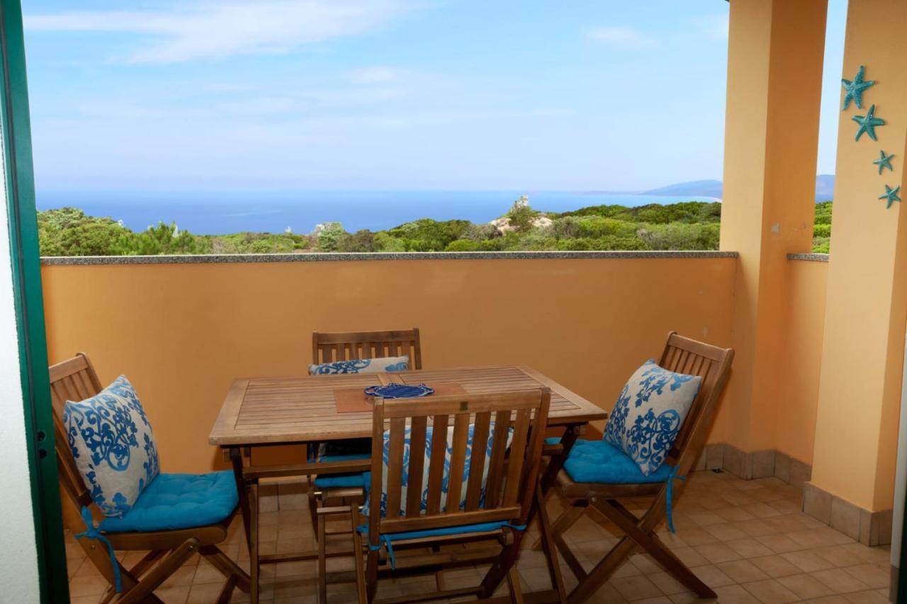 Residence Baia Delle Mimose Badesi Buitenkant foto